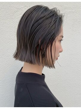 大人の外はねパツッとボブ