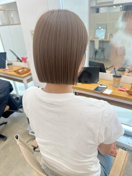 オニキス 原宿(ONYX) h146 ストレートボブ、髪質改善ストレート