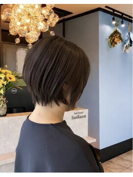 サンラゾン(SanRazon) 【ショートボブ】丸みとおさまりを両立した大人スタイル