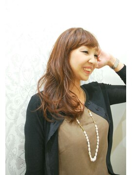 ミチ(michi) エレガントロングウェーブ+明るい白髪染め