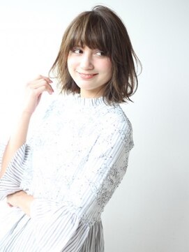 クィーンズガーデンバイケーツーギンザ(QUEEN’S GARDEN by K two GINZA) [K-two銀座]ラフな質感!ふんわり大人カジュアルボブ