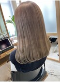 ミルクティーベージュ