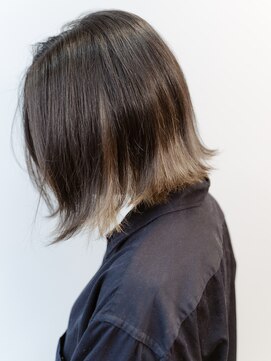 フィッツコア(FITS CORE) ブリーチ一回で作るインナーカラーとグレージュ