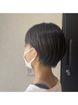 アワ(awa) コンパクトショートカット