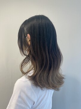 クイントネオリーブ 自由が丘正面口店(quint:neolive) 裾カラー ベージュ