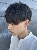 ヒュイル バイ ニアウ(Hwyl by Niau)&nbsp;メンズマッシュツーブロックスパイラルパーマニュアンスパーマ