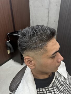 バーバーバー 八広(BARBER-BAR) 白髪ぼかし