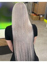 天神美容室&nbsp;ダブルカラー／レイヤーカット／ハイトーン