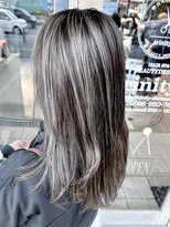 トリニティ(trinity)&nbsp;ブリーチ・ハイライト・グレー・白髪ぼかし【豊見城】