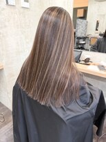 エピ(epi) 【ハイライト/白髪ぼかし/レイヤーカット/平野/喜連瓜破】