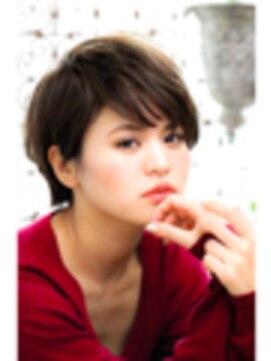 メルクマール(MERKMAL) 大人クラシカル耳かけショート。