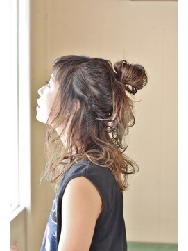 ピース(piece) スモーキーグラデーションミディ　イージーアレンジ