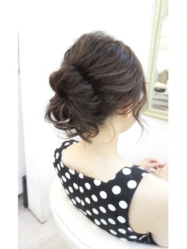 ヘアアンドメイクジップ恵比寿 (Hair＆Make ZIP) ナチュラルデイリーまとめ髪　ヘアセット