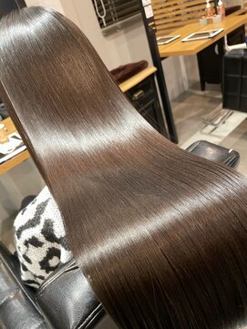 ライフ(LIFE) 髪質改善ヘアエステ/縮毛矯正/ストレート/イメチェン/フェミニン