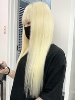 ウィコ 新宿(WICO) ホワイトブロンド[新宿駅/モード/ダブルカラー]
