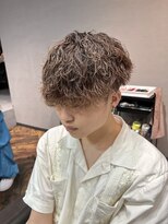 スキル(SKILL) ブリーチパーマ 波巻きスパイラル 福岡パーマ