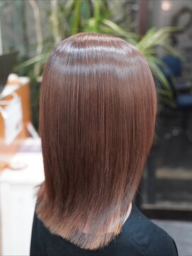 フラウ(FRAU) ツヤストレート