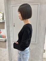 ヨーク(YOKE)&nbsp;YOKE 切りっぱなしボブミニボブ丸くないボブオリーブグレージュ