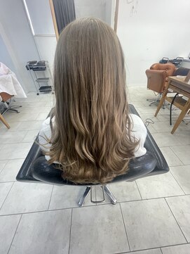 ヘアサロン グローリー(glory) ミルクティーベージュ