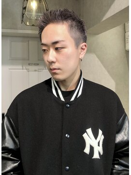 イェン(Yen.) スパイキーショート シルバーグレー メンズハイトーン