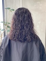 くるくるパーマ　スパイラルパーマ　強めパーマ　パーマロング