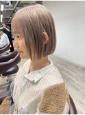 ミルクティーベージュ