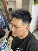 フェードカットでワイルドに