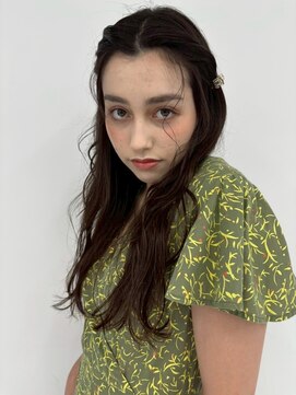 ユーフォリア 青山(Euphoria) 大人美人艶カラーベージュ小顔カット透明感レイヤーロング