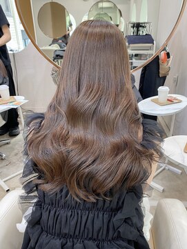 レア 表参道(L'ea) くびれヘアアプリコットオレンジ夏ヘアハイライトカラー韓国ヘア