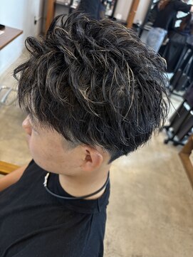 リドル ヘアー 駒生店(Riddle HAIR) フェザー×ハイライト