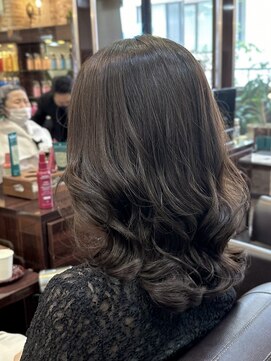 キャラ 池袋本店(CHARA) 3ヶ月以内限定のコテ巻き風パーマ後メンテクーポン！？【貴也】