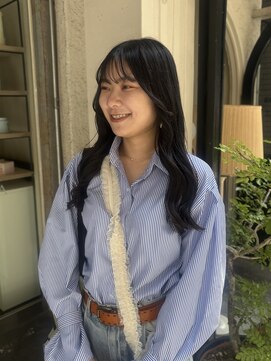 エヴリンアンドペイジ(Evelyn&paige) 顔周りカット/ミディアムロング【神戸/元町】