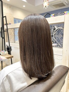 シルバーグレイ