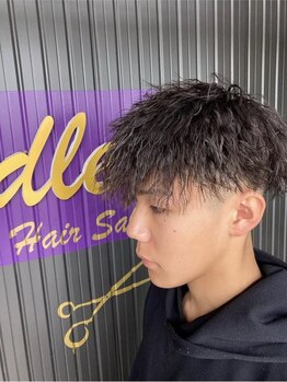 Candle hairsalonの写真/メンズパーマ、フェードカットなどお任せ◎様々なシーンにマッチするトレンドヘアをご提供！【メンズ】