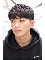 ヨシザワインク プレミアム 築地店(YOSHIZAWA Inc. PREMIUM) アップバング刈り上げカジュアルメンズパーママッシュ