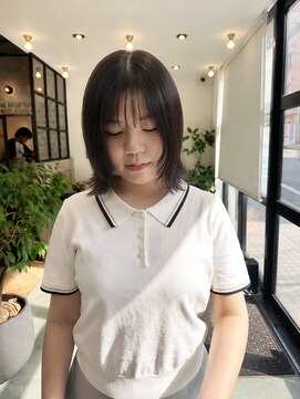 ジュイール(Jouir) 丸顔さんに顔周りレイヤー