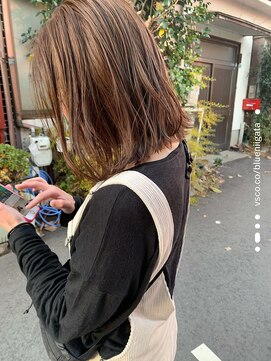 ブルー(BLUE) #BLUE 切りっぱなし鎖骨ボブ N.カラー