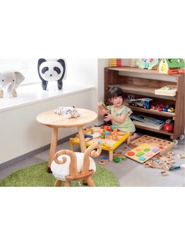 【キッズスペースあり☆】お子様も嬉しい♪周りを気にせずゆっくりとしたサロンタイムを過ごせるのが◎