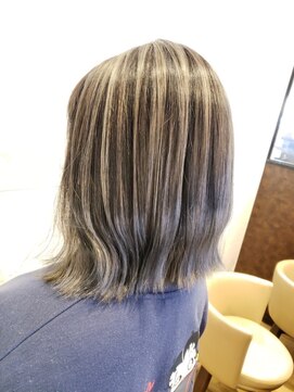 アール 多治見店(#arl) カットカラートリートメント