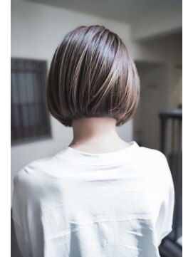 ニード(need) ハイライトボブ