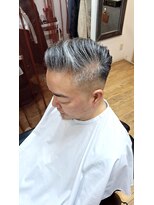 ティーズバーバー 亀有店(T's BARBER) 震災風スキンフェード