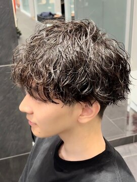 ビュートヨナカ(VIEW TOYONAKA) 波巻きパーマ/メンズパーマ/メンズカット/眉カット/阪急豊中