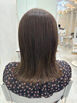 ロミー 本厚木(ROMMY.)&nbsp;透明感ベージュ×切りっぱなしロブ