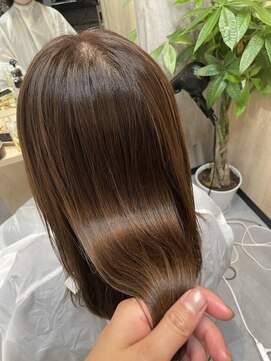 エクラート ミリア 船橋(ECLART milia) 髪質改善で作るフェミニンロング|柔らかさと美しさをプラス