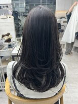 ビューナゴヤ 名駅(VIEW NAGOYA)&nbsp;レイヤーカット/ローレイヤー/黒髪/学割