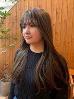 ブクレット(Bouclettes)&nbsp;透明感ミルクティーアッシュブラウン/レイヤーカット