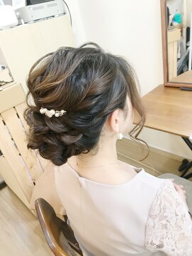 ロカット サロン(Roquat Salon) Waveブライダルヘアアレンジ【ヘアアレンジ 立川/立川南/袴】