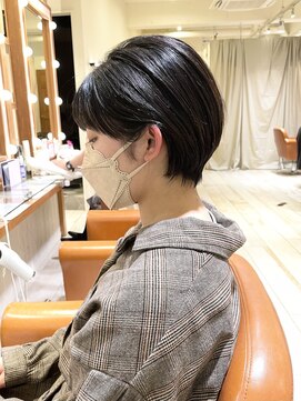 ネオリーブ クタ 町田店(Neolive kuta) 大人ショート【町田、町田駅220306】