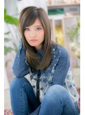 グレージュカラーが大人かわいい艶カラーセミディa1