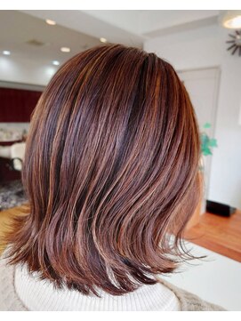 ロッソ(Rosso) ミディアムボブレイヤー